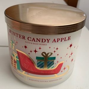 NEW BATH & BODY WORKS WINTER CANDY APPLE Christmas Sleigh 3-Wick Candle 14.5 oz
